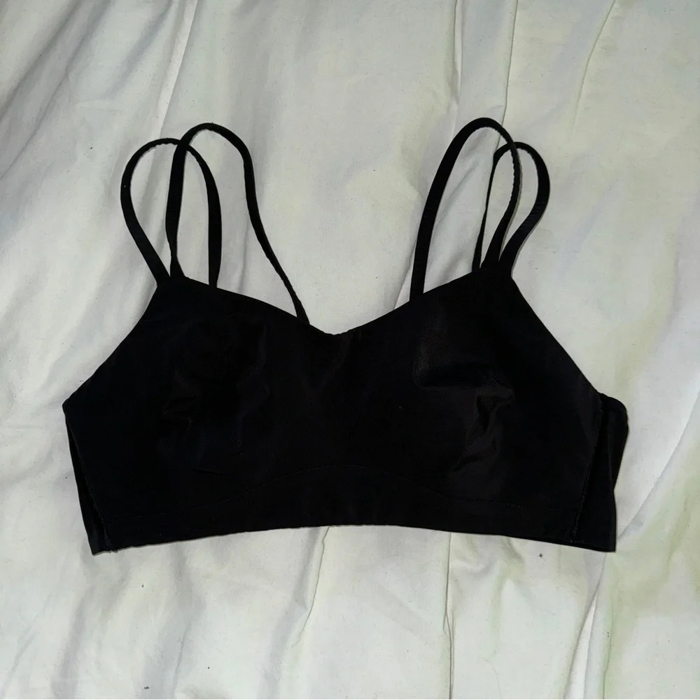 Lululemon Like A Cloud Bra - Picture 2 of 3